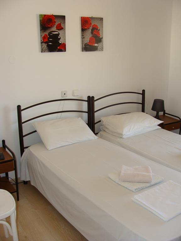 Rodon Hotell Loutra Aidhipsou Exteriör bild